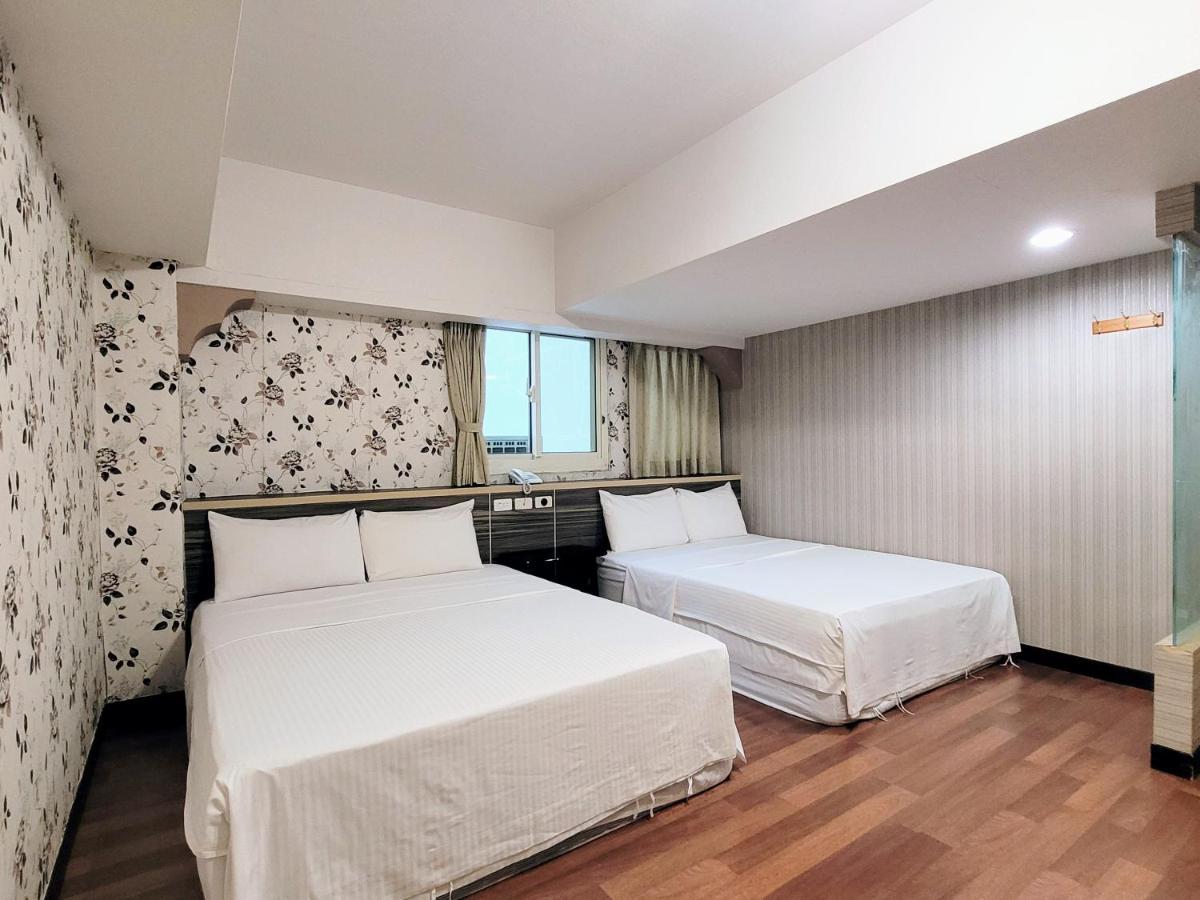 Hotel South Sea Kaohsiung Exterior photo