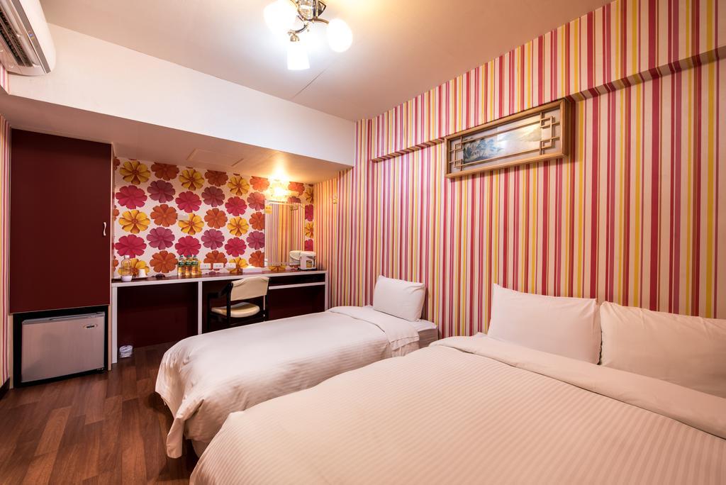 Hotel South Sea Kaohsiung Exterior photo